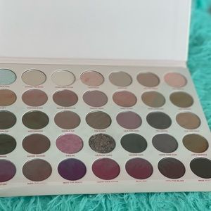 Morphe 35xo Natural Flirt